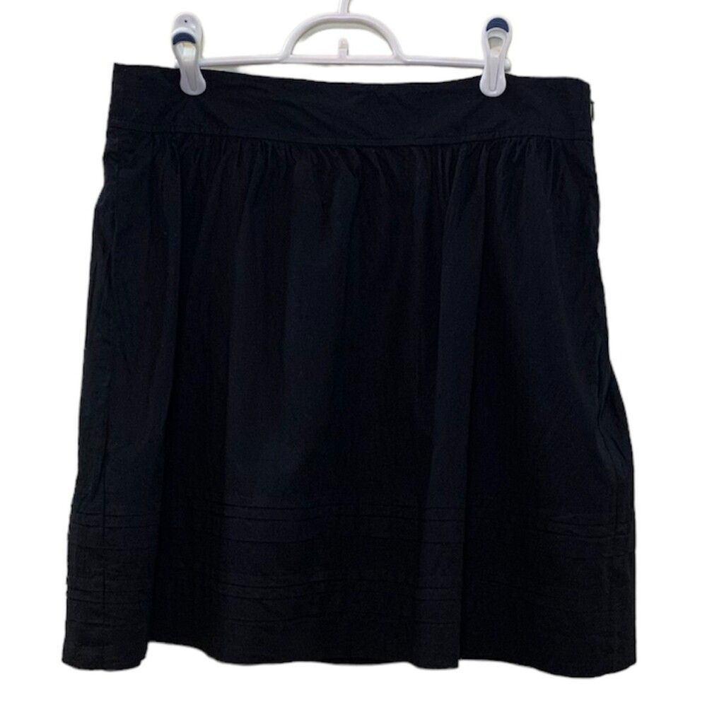 Ann Taylor LOFT Pintuck Voile Skirt Black Size 10 100% Cotton